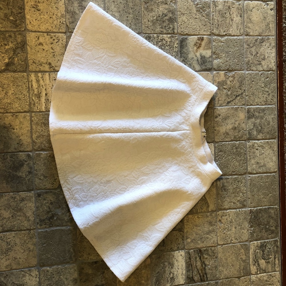 Abercrombie and Fitch white skirt